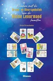 Omslag van Werken met de droom- en kleursymboliek van de kleine lenormandkaarten