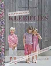 Omslag van Zelfgemaakte kleertjes