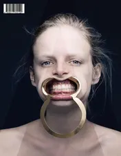 Omslag van A magazine curated by Iris van Herpen