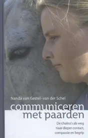 Omslag van Communiceren met paarden