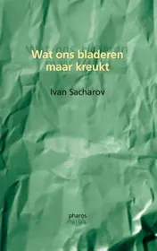 Omslag van Wat ons bladeren maar kreukt