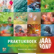 Omslag van Praktijkboek Natuurfotografie jaarrond