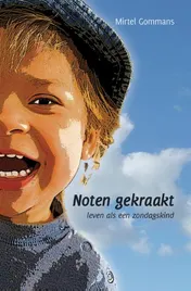 Omslag van Noten gekraakt