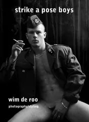 Omslag van Strike a pose boys