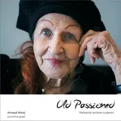 Omslag van Old Passioned
