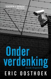 Omslag van Onder verdenking