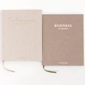 Omslag van Essentialiving Life Planner 2025 + Business Planner