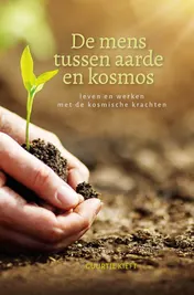Omslag van De mens tussen aarde en kosmos