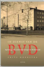 Omslag van In dienst van de BVD