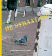 Omslag van De straat op!