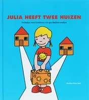 Omslag van Julia heeft twee huizen