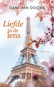 Omslag van Liefde in de lens