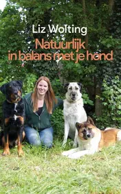 Omslag van Natuurlijk in balans met je hond