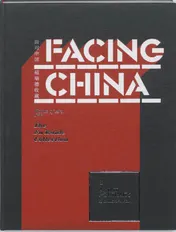 Omslag van Facing China