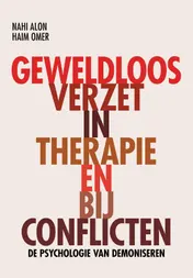 Omslag van Geweldloos verzet in therapie en bij conflicten