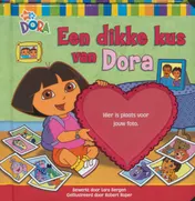 Omslag van Een dikke kus van Dora
