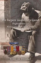 Omslag van We liepen naast de vijand