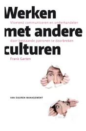Omslag van Werken met andere culturen