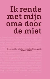 Omslag van Ik rende met mijn oma door de mist