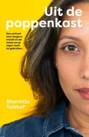 Omslag van Uit de poppenkast
