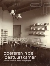 Omslag van Opereren in de bestuurskamer