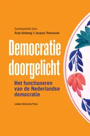 Omslag van Democratie doorgelicht