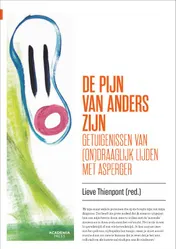 Omslag van De pijn van anders zijn
