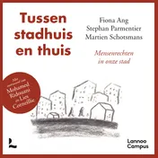 Omslag van Tussen stadhuis en thuis
