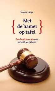 Omslag van Met de hamer op tafel