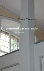 Omslag van Op pauwenkussens zacht