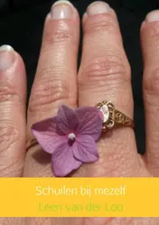 Omslag van Schuilen bij mezelf