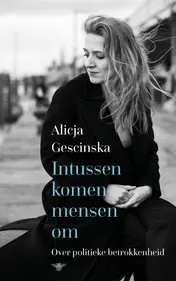 Omslag van Intussen komen mensen om
