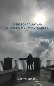 Omslag van Uit de schaduw van depressie met mindfulness