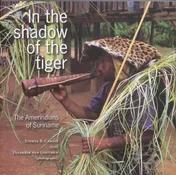 Omslag van In the Shadow of the Tiger