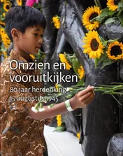 Omslag van Omzien en vooruitkijken