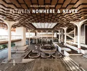 Omslag van Between nowhere & never