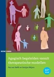 Omslag van Agogisch begeleiden vanuit therapeutische modellen