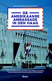 Omslag van Amerikaanse ambassade in Den Haag