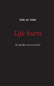 Omslag van Life hurts