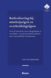 Omslag van Radicalisering bij minderjarigen en overheidsingrijpen