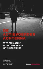 Omslag van De actievoerder achterna