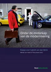 Omslag van Onder de motorkap van de modernisering