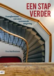 Omslag van Een stap verder