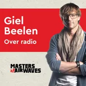 Omslag van Giel Beelen over radio