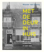 Omslag van Met de deur in huis