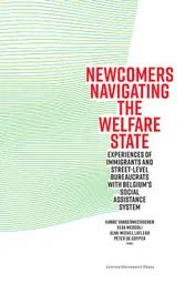 Omslag van Newcomers Navigating the Welfare State