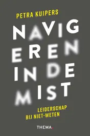 Omslag van Navigeren in de mist