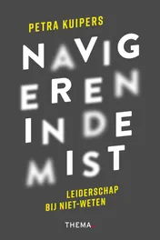 Omslag van Navigeren in de mist