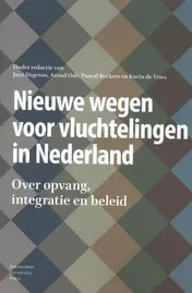 Omslag van Nieuwe wegen voor vluchtelingen in Nederland
