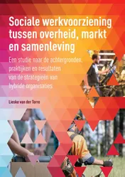 Omslag van Sociale werkvoorziening tussen overheid, markt en samenleving